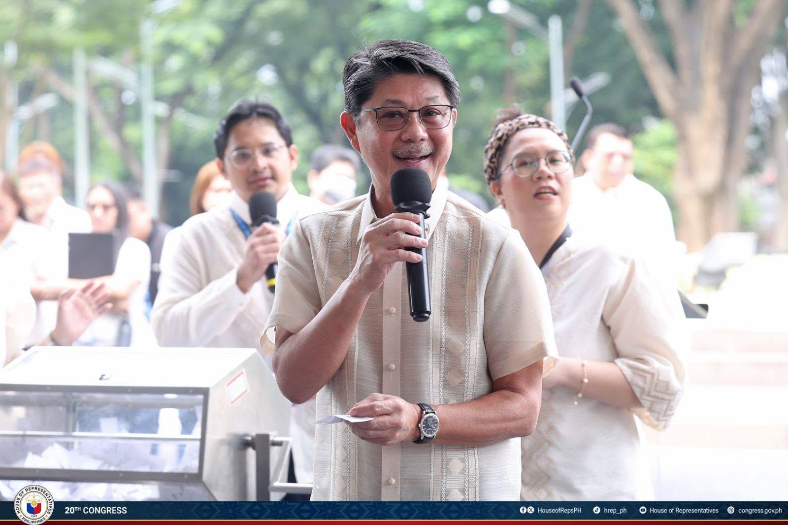 Bacani offers special prayer for Speaker Dy ahead of 65th Birthday